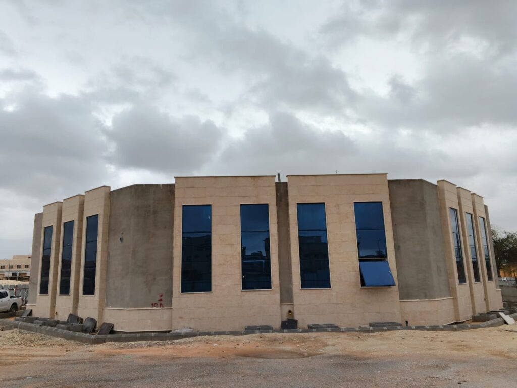 مشروع مركز الكلى تحت اشراف و تنفيذ مثلث البنيان